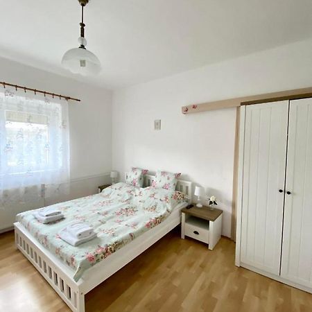 Apartman Marketa Διαμέρισμα Bystrice  Εξωτερικό φωτογραφία